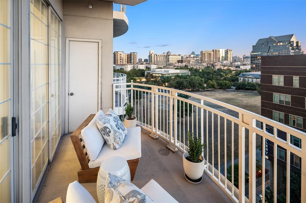3225 Turtle Creek Boulevard, #716, Dallas, TX 75219 3225 Turtle Creek Boulevard, #716, Dallas, TX 75219
