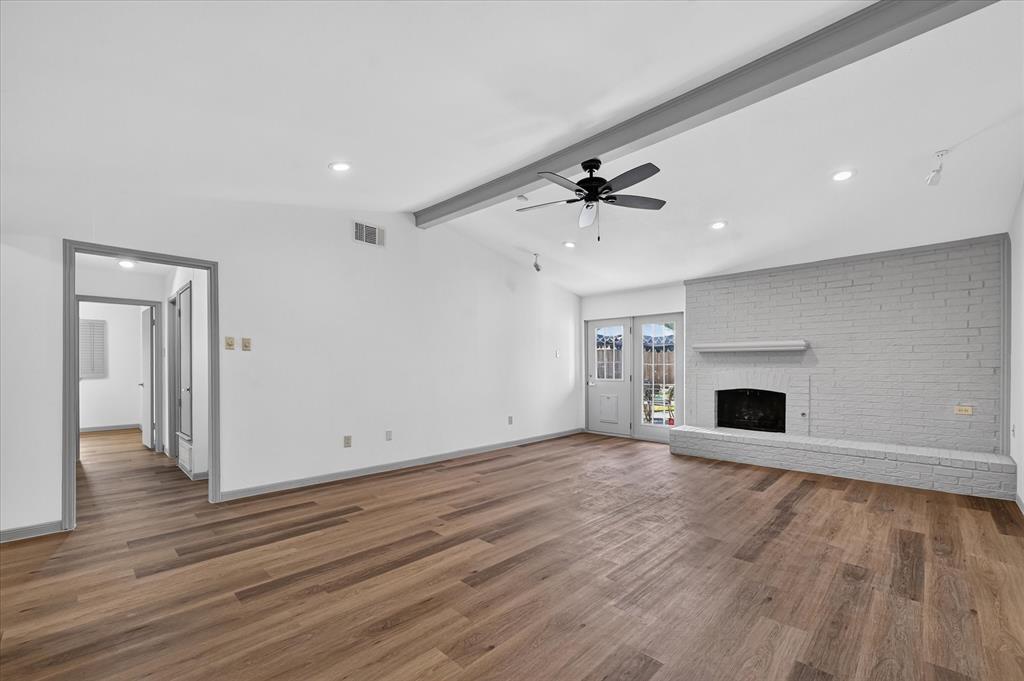 2516 Lawnview Drive, Carrollton, TX 75006
