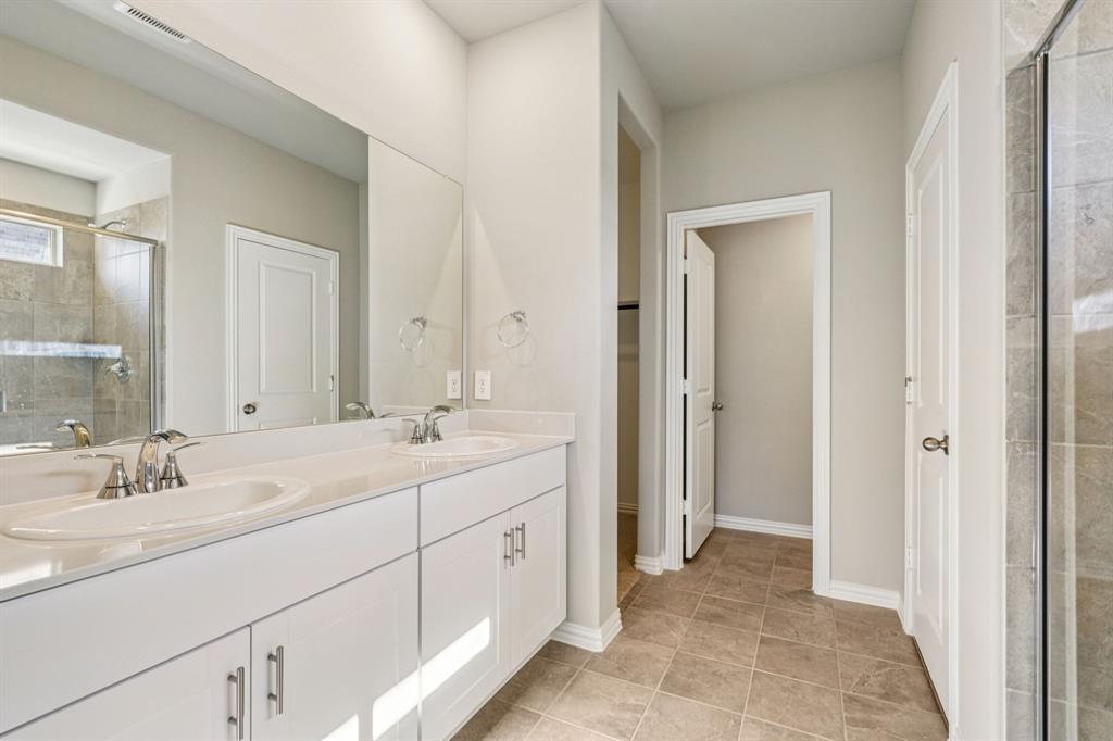 Photo is not of the actual home, but is an inspirational photo of builder’s model home and may depict options, furnishings, and/or decorator features that are not included.