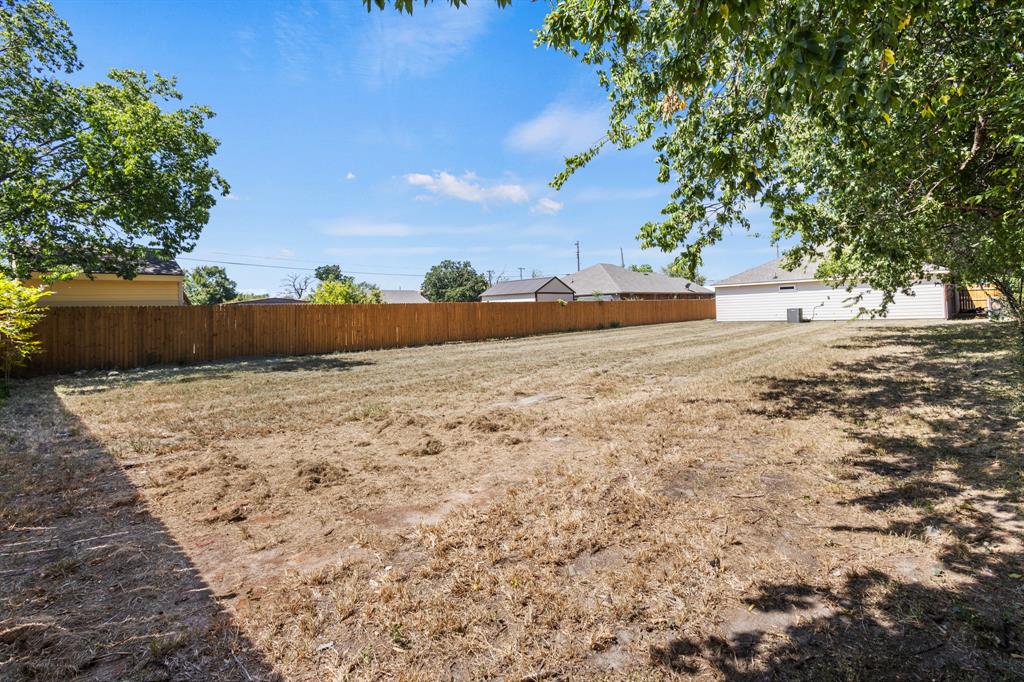 4920 S Peachtree Road, Balch Springs, TX 75180