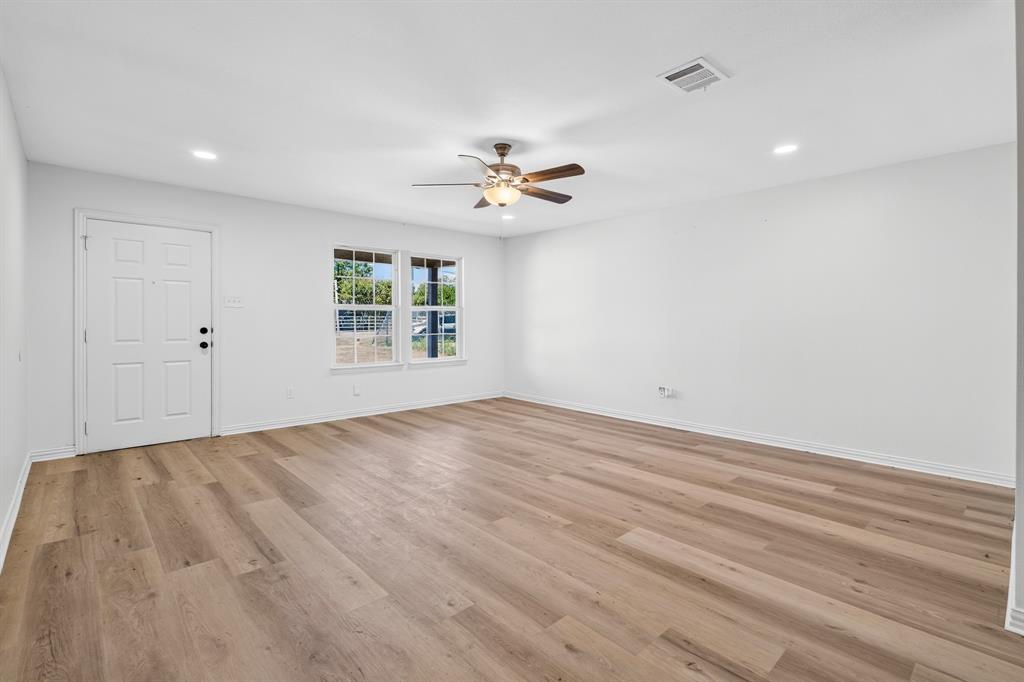4920 S Peachtree Road, Balch Springs, TX 75180