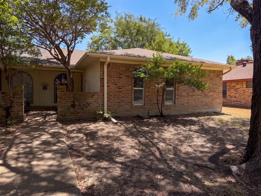 4824 Berridge Lane, Dallas, TX 75227