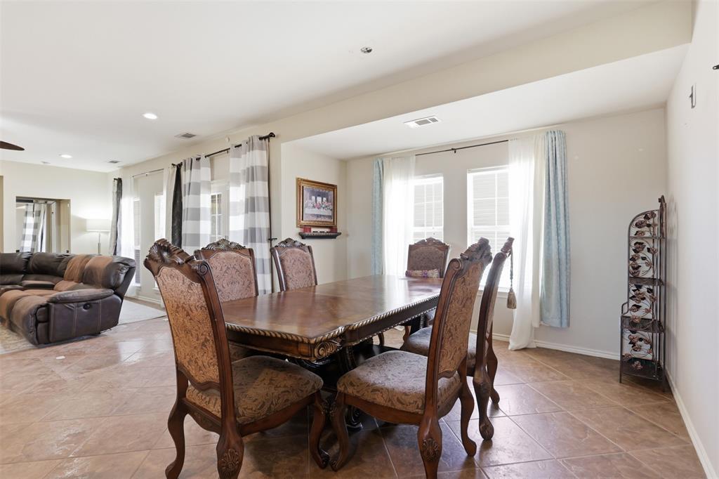 Alternate view of dining area looking towards the living room.