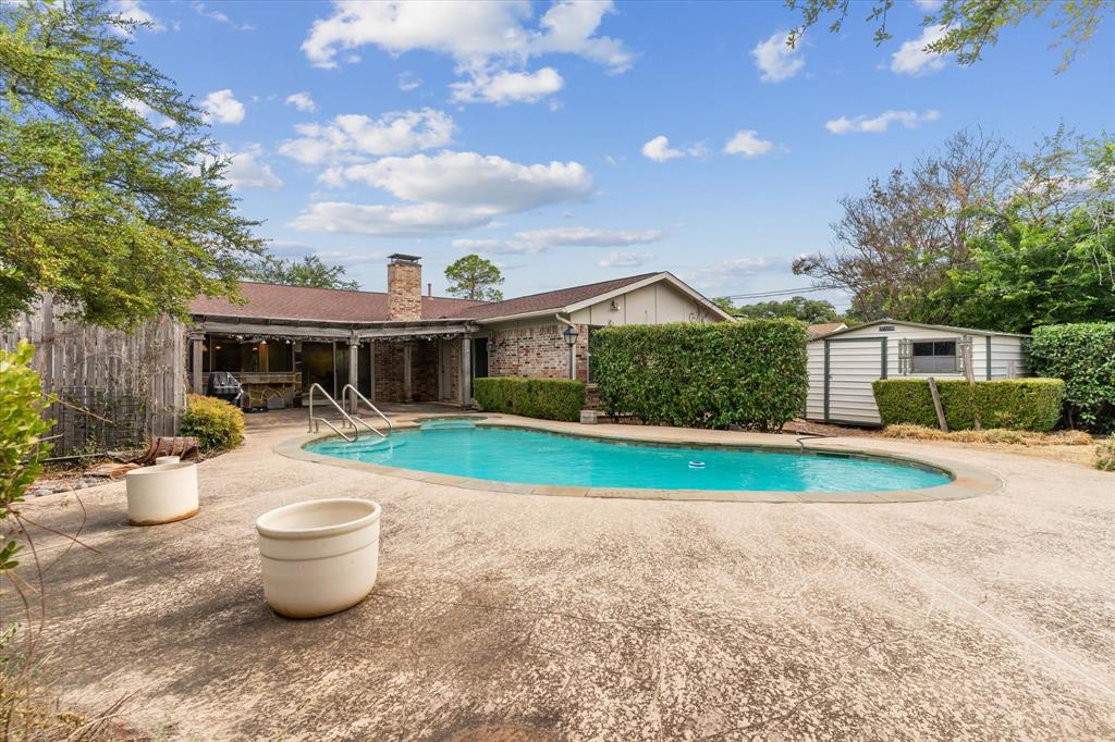 13121 Pennystone Drive, Farmers Branch, TX 75244