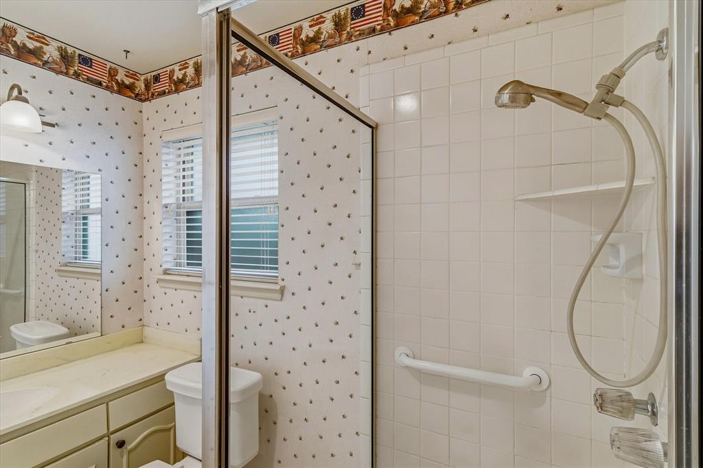 13121 Pennystone Drive, Farmers Branch, TX 75244
