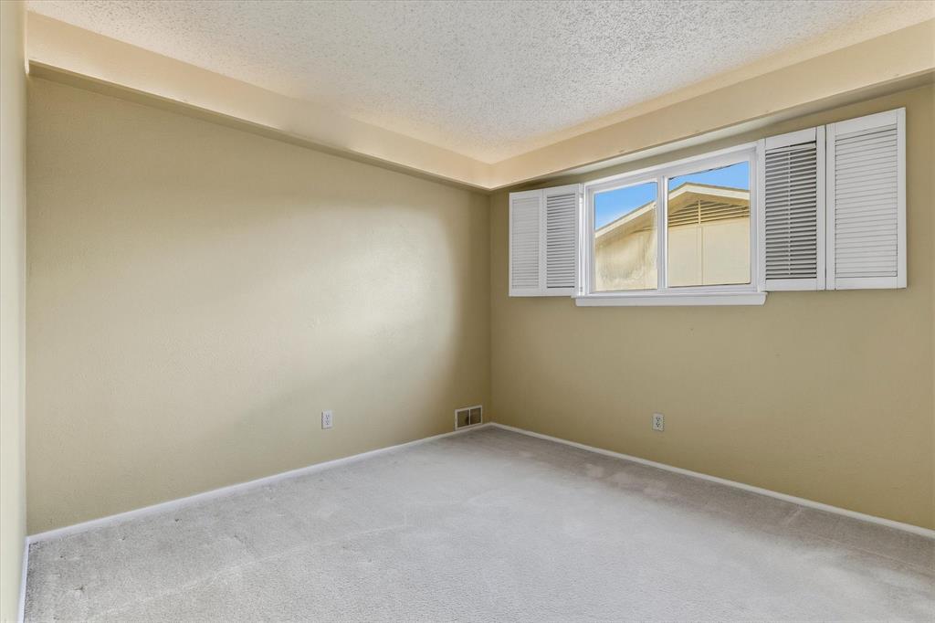 13121 Pennystone Drive, Farmers Branch, TX 75244