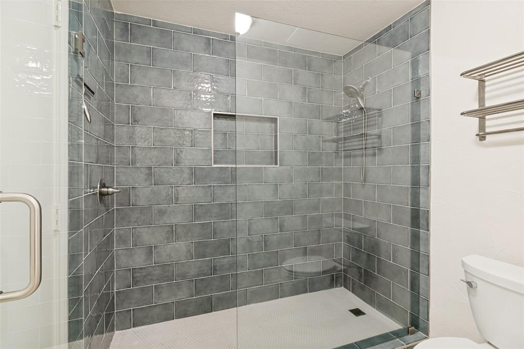 15305 Leavalley Drive, Dallas, TX 75248
