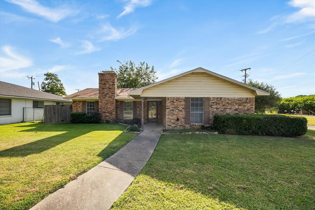 2925 Melmar Park Street, Commerce, TX 75428