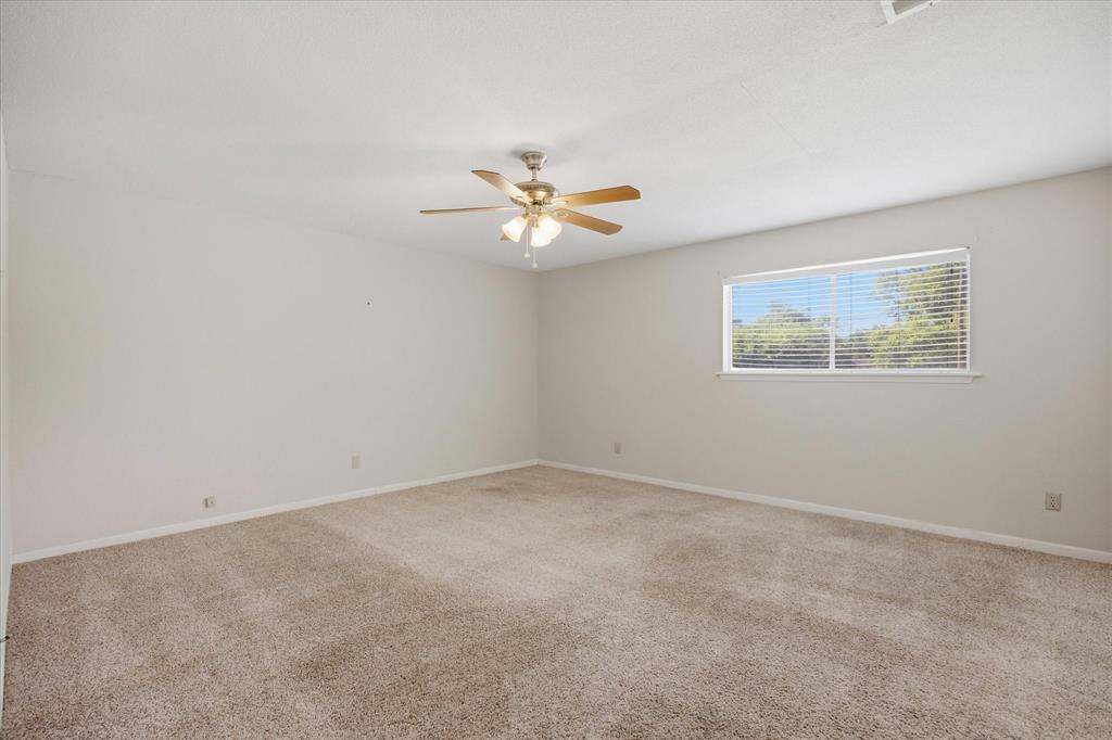 2925 Melmar Park Street, Commerce, TX 75428