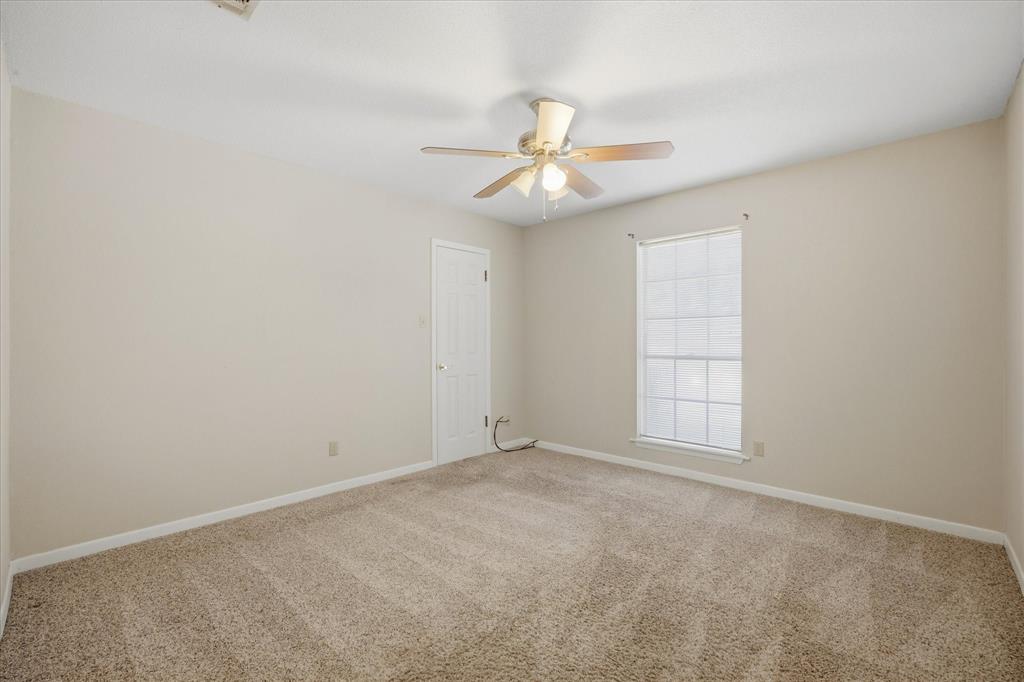 2925 Melmar Park Street, Commerce, TX 75428