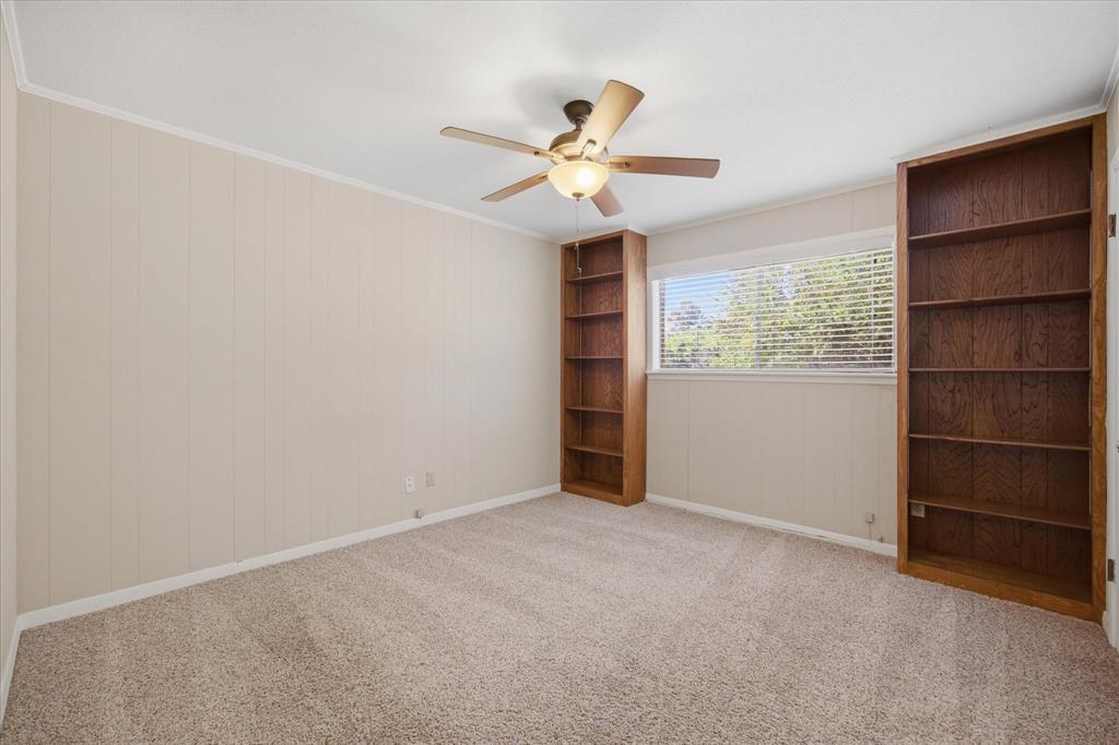 2925 Melmar Park Street, Commerce, TX 75428