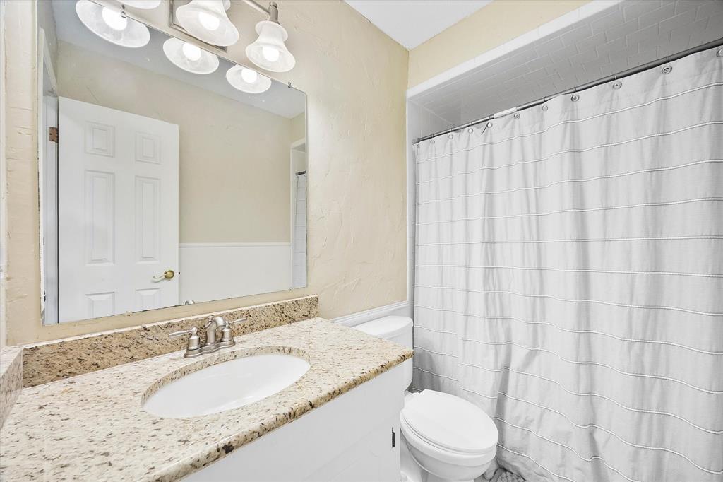 2925 Melmar Park Street, Commerce, TX 75428