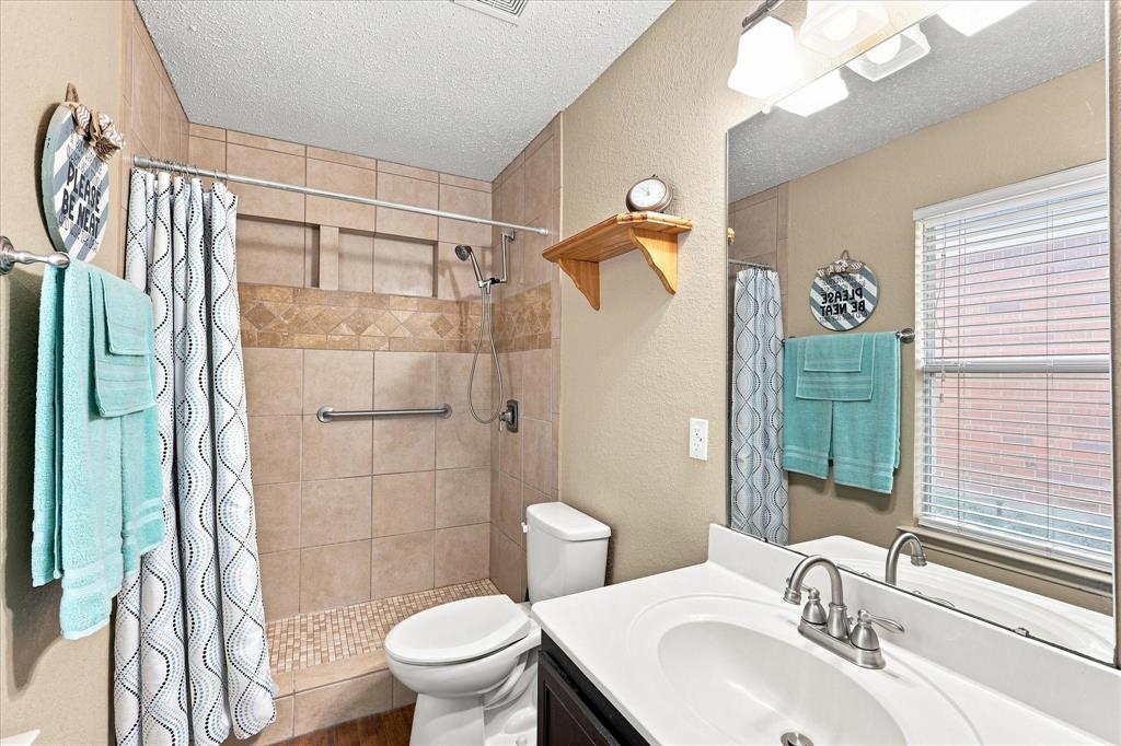 2036 Moonlight Trail, Heartland, TX 75126