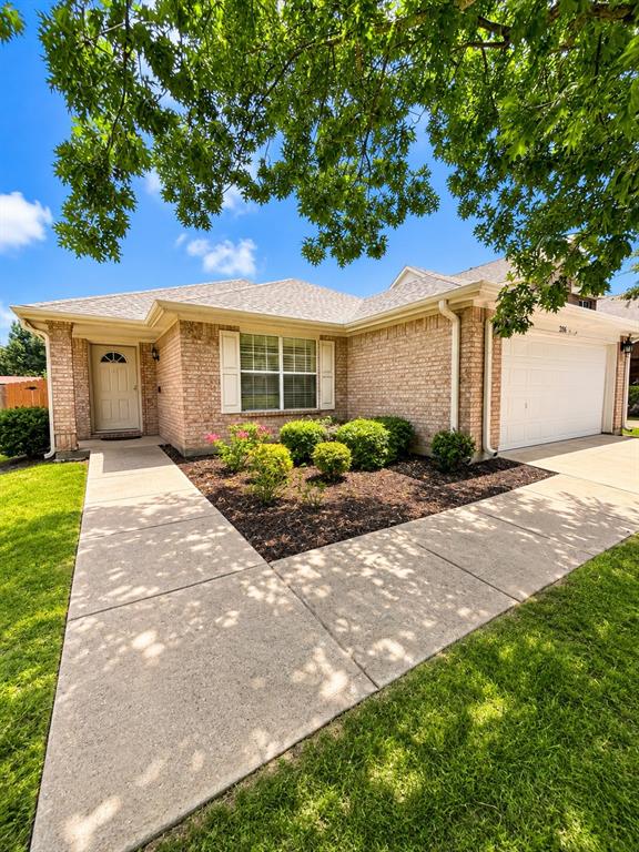 2036 Moonlight Trail, Heartland, TX 75126