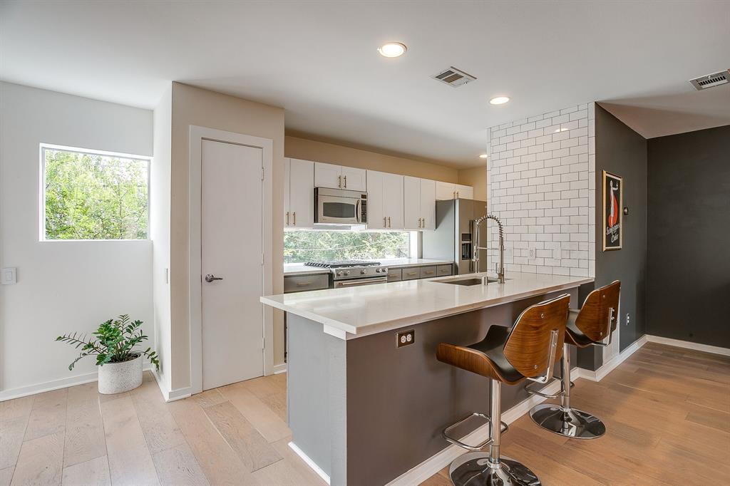 1429 Caddo Street, #F, Dallas, TX 75204