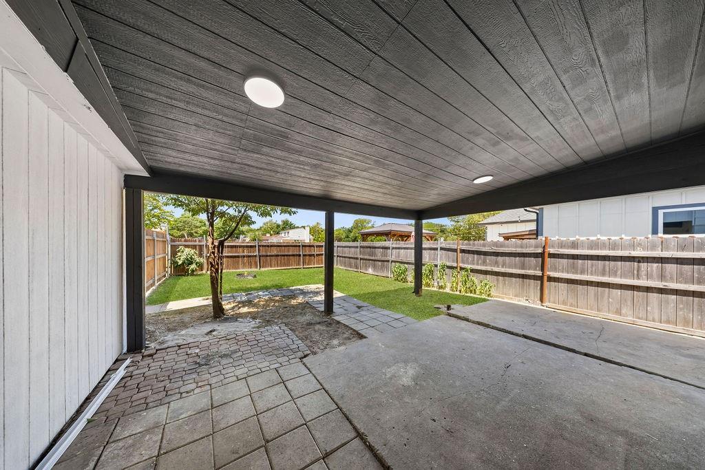 325 Chancellorsville Drive, Mesquite, TX 75149