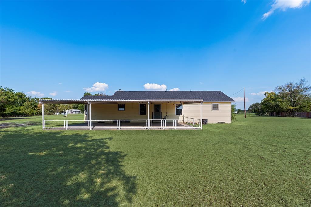 17450 Fm 2613, Kemp, TX 75143