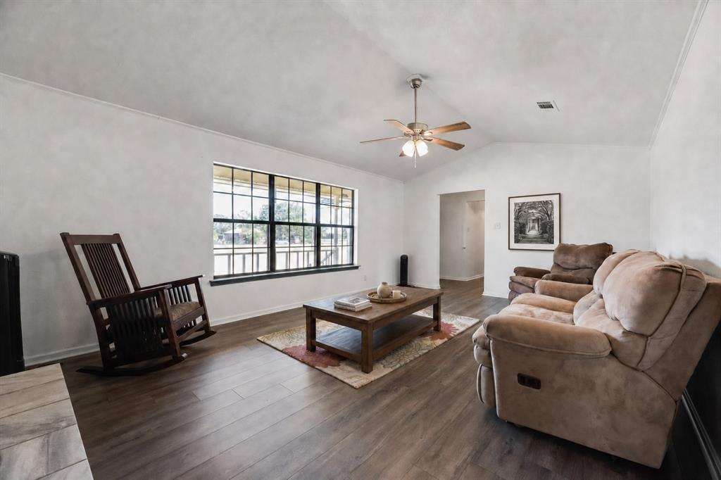 17450 Fm 2613, Kemp, TX 75143