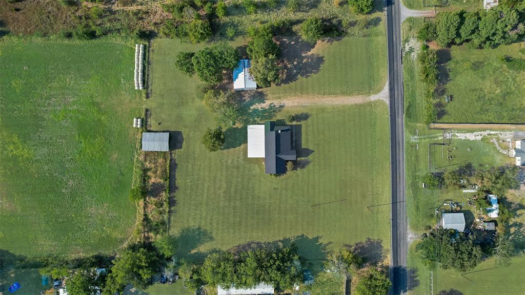 17450 Fm 2613, Kemp, TX 75143