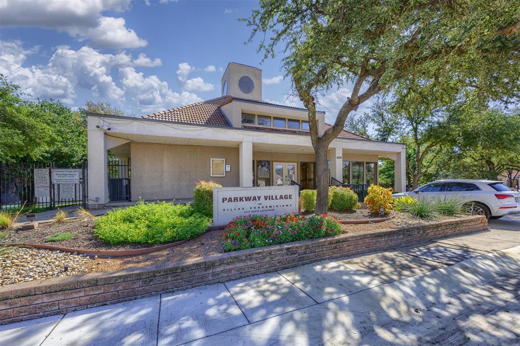 Front Entrance to HOA Clubhouse.  The HOA Clubhouse has a workout facility and meeting area.  The Clubhouse, Pool Area and Tennis Courts have security fencing.  Residents have security key fob access.