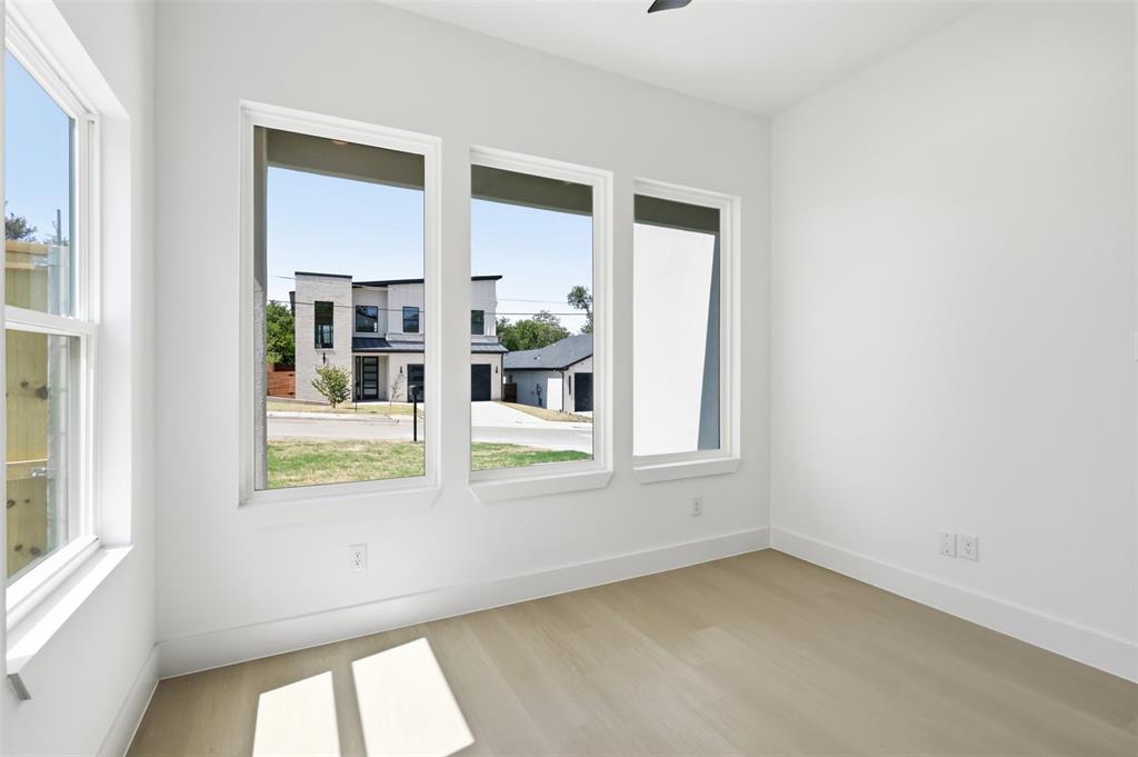 1414 Doyle Avenue, Dallas, TX 75203