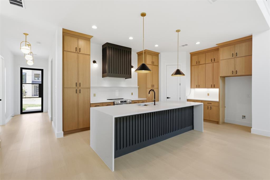 1414 Doyle Avenue, Dallas, TX 75203 1414 Doyle Avenue, Dallas, TX 75203