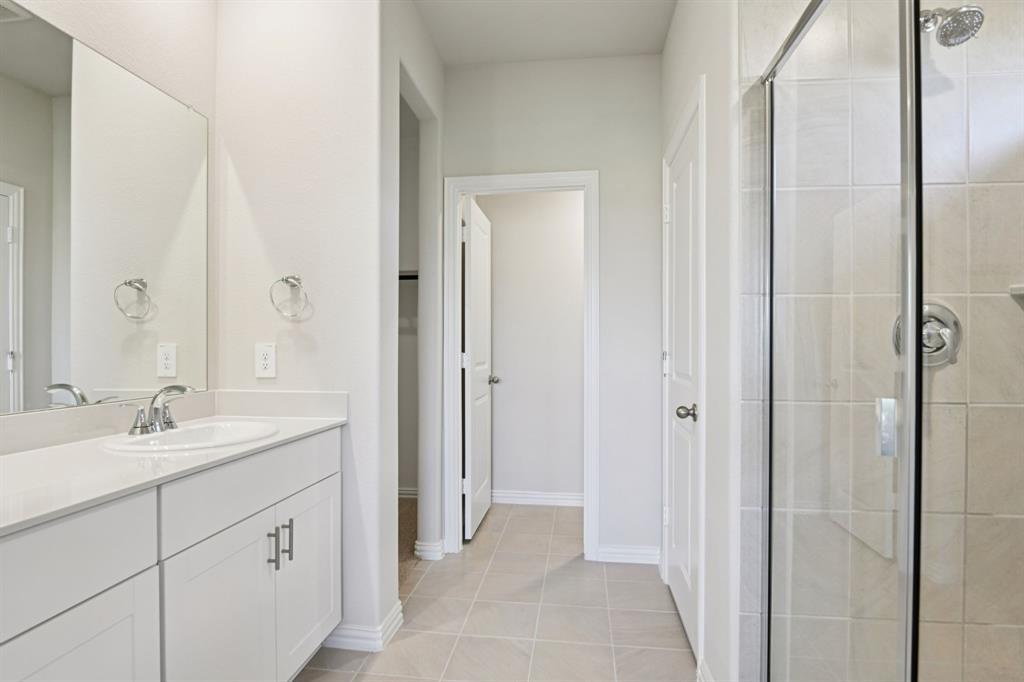 Photo is not of the actual home, but is an inspirational photo of builder’s model home and may depict options, furnishings, and/or decorator features that are not included.