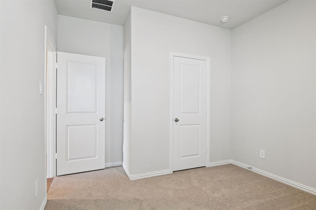 Photo is not of the actual home, but is an inspirational photo of builder’s model home and may depict options, furnishings, and/or decorator features that are not included.