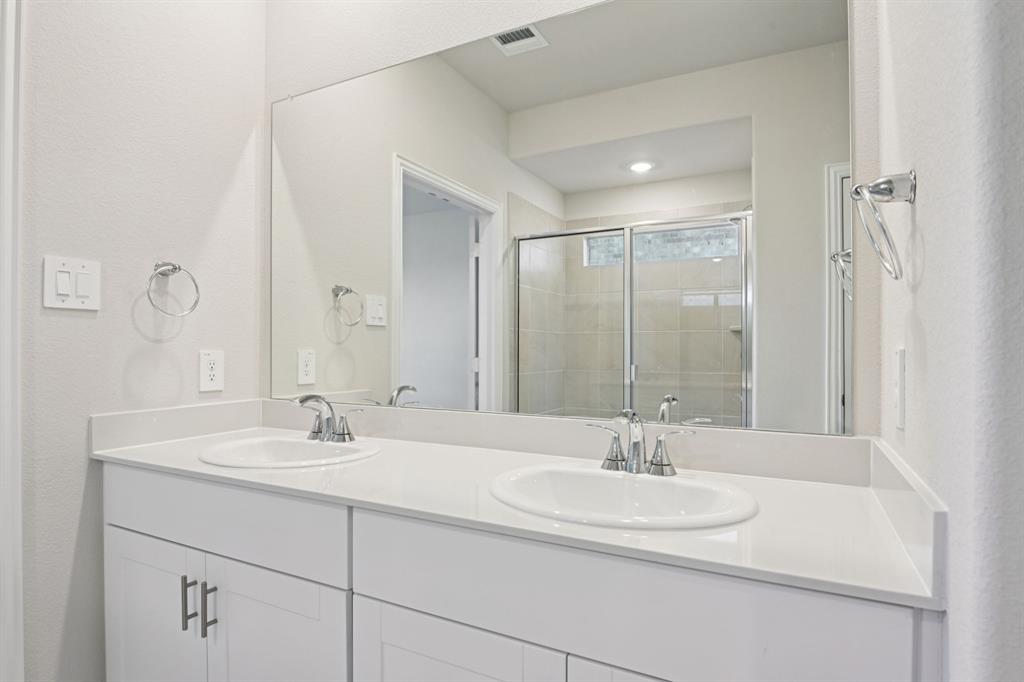 Photo is not of the actual home, but is an inspirational photo of builder’s model home and may depict options, furnishings, and/or decorator features that are not included.
