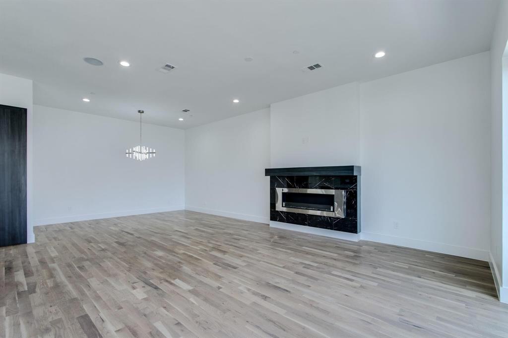 708 W 9th Street, #103, Dallas, TX 75208