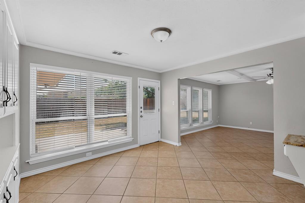 1380 Green Hills Court, Duncanville, TX 75137