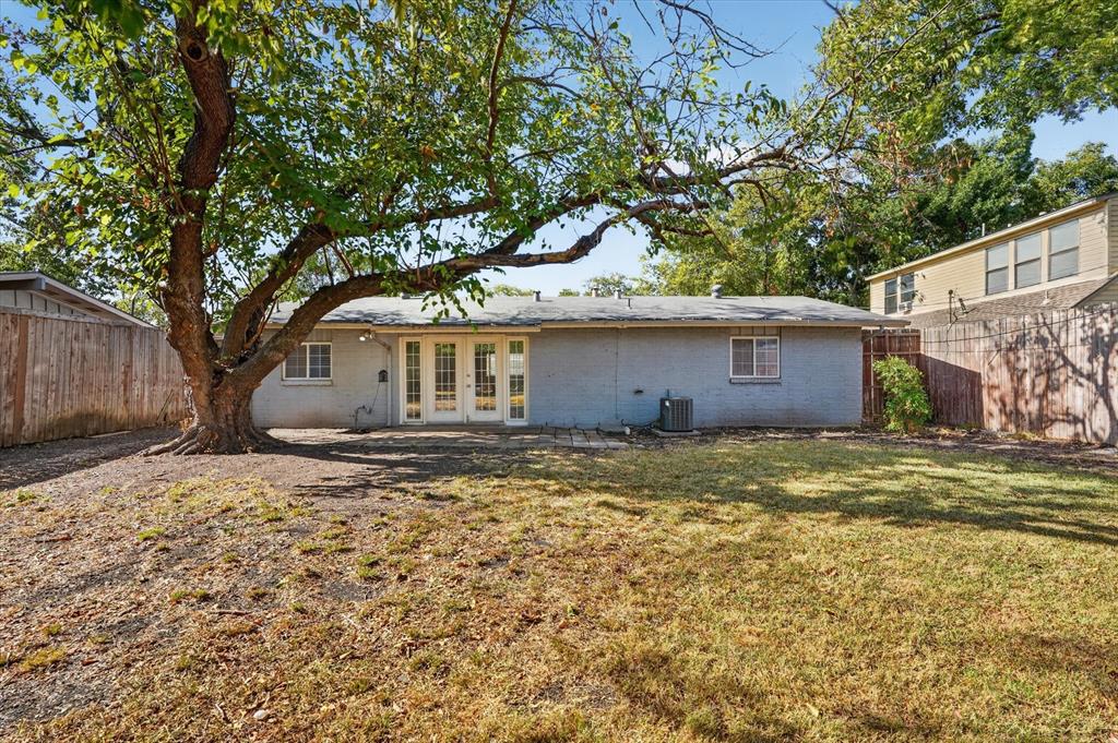 828 Kingswood Avenue, Richardson, TX 75080