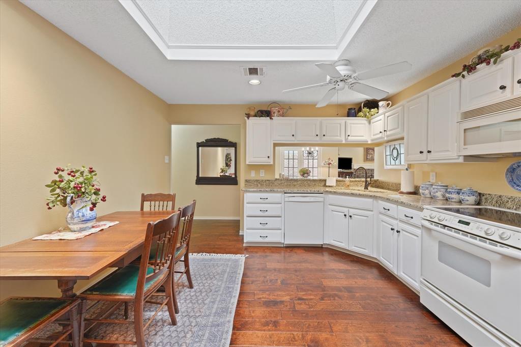 2833 Stoneridge Drive, Garland, TX 75044