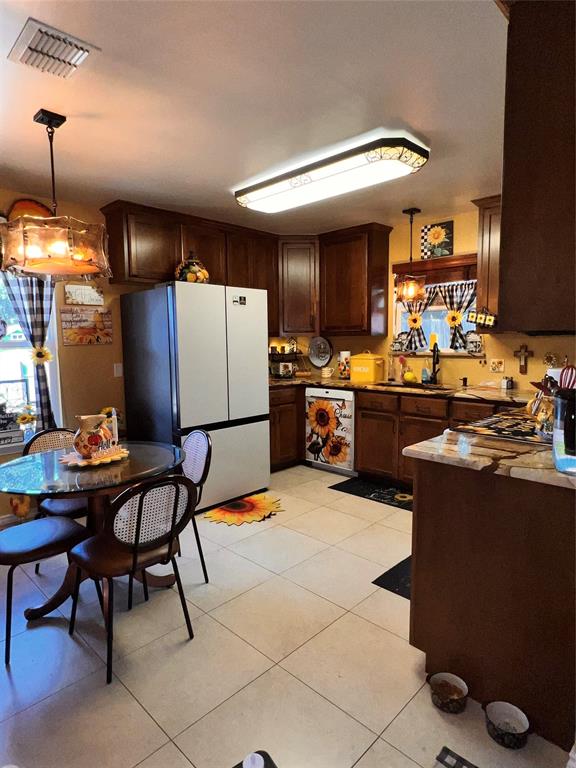3308 Tumbleweed Lane, Granbury, TX 76049 3308 Tumbleweed Lane, Granbury, TX 76049