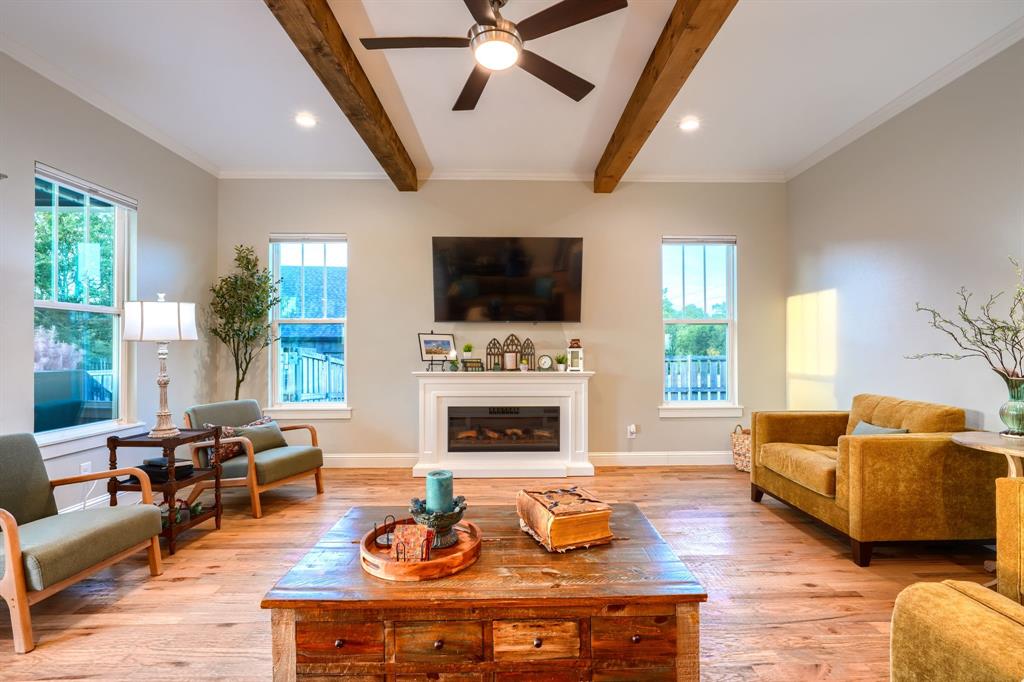 1318 Oak Trail, Quinlan, TX 75474
