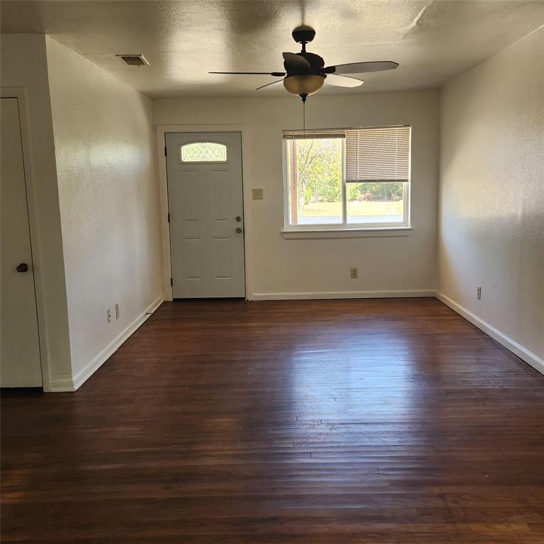 6028 Billingsley Street, Sachse, TX 75048