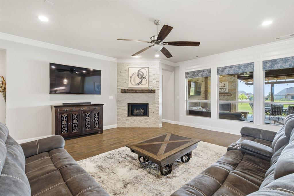 2175 Cattle Street, Celina, TX 75009 2175 Cattle Street, Celina, TX 75009
