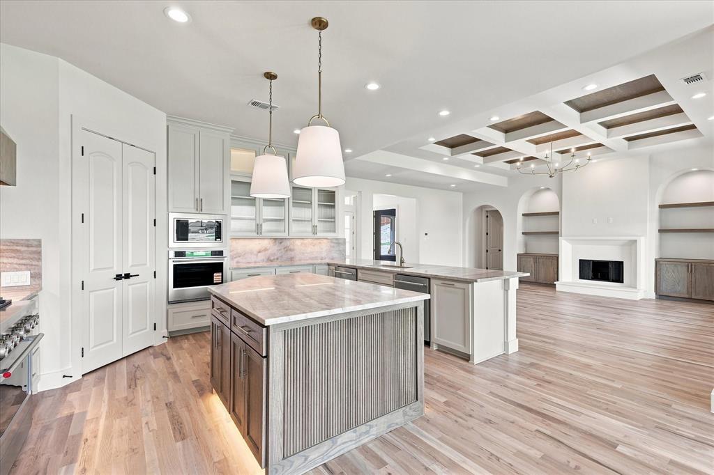 2140 Gage Road, Lavon, TX 75166