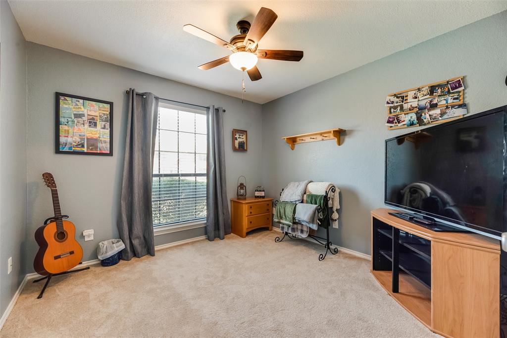 818 Foxwood Lane, Wylie, TX 75098