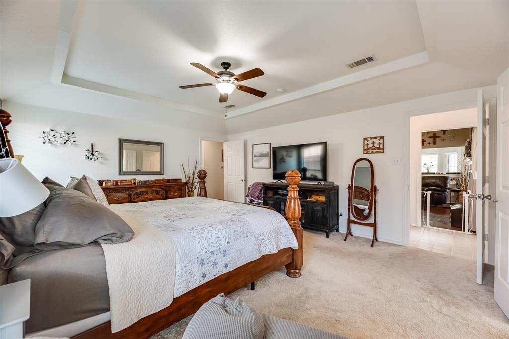 818 Foxwood Lane, Wylie, TX 75098