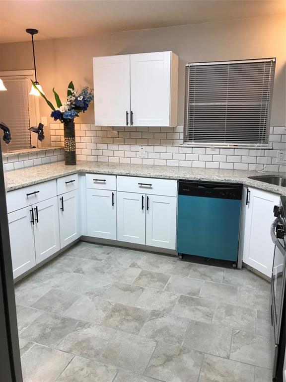 1502 Dale Place, Irving, TX 75061 1502 Dale Place, Irving, TX 75061