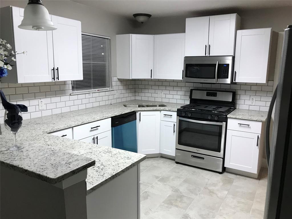 1502 Dale Place, Irving, TX 75061 1502 Dale Place, Irving, TX 75061