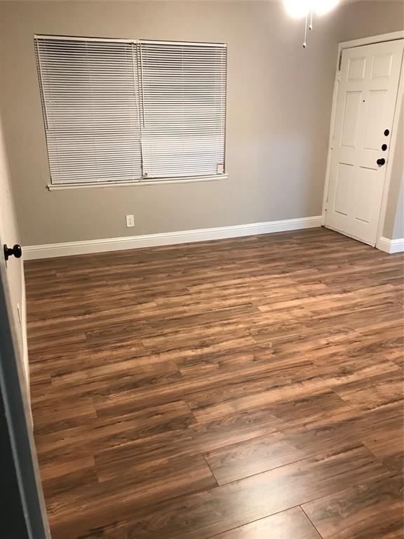 1502 Dale Place, Irving, TX 75061 1502 Dale Place, Irving, TX 75061