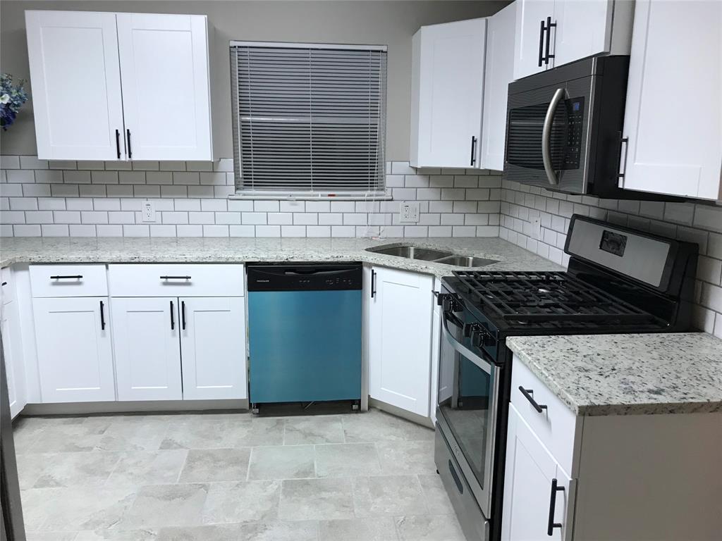1502 Dale Place, Irving, TX 75061 1502 Dale Place, Irving, TX 75061