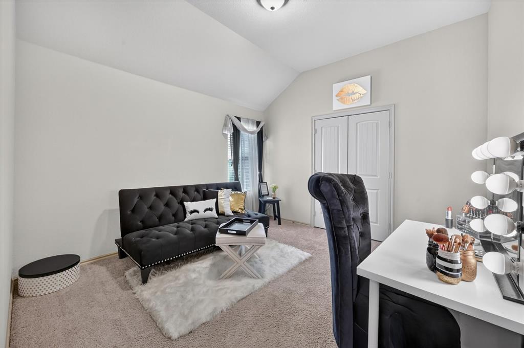 1107 Fairhaven Drive, Glenn Heights, TX 75154