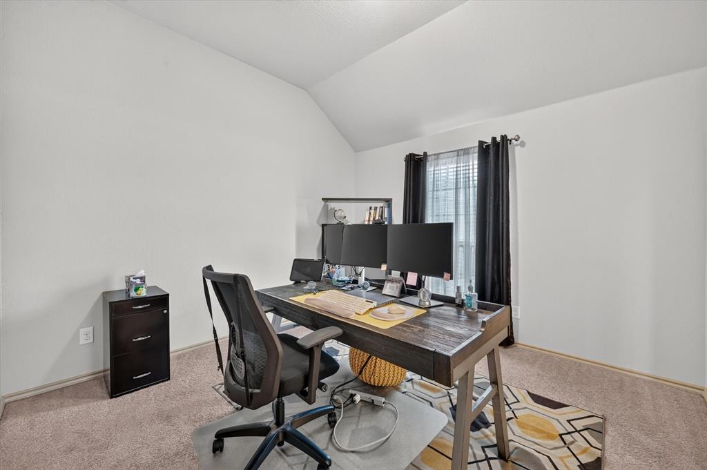 1107 Fairhaven Drive, Glenn Heights, TX 75154