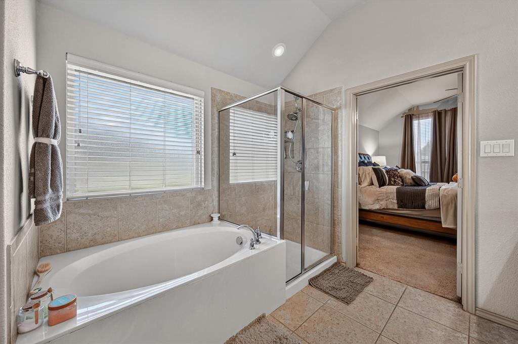 1107 Fairhaven Drive, Glenn Heights, TX 75154