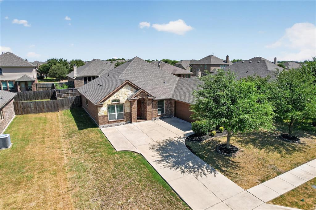 1107 Fairhaven Drive, Glenn Heights, TX 75154