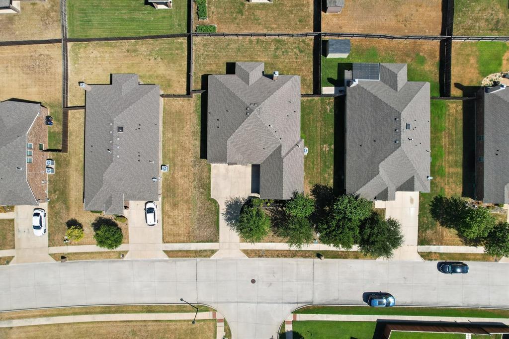 1107 Fairhaven Drive, Glenn Heights, TX 75154
