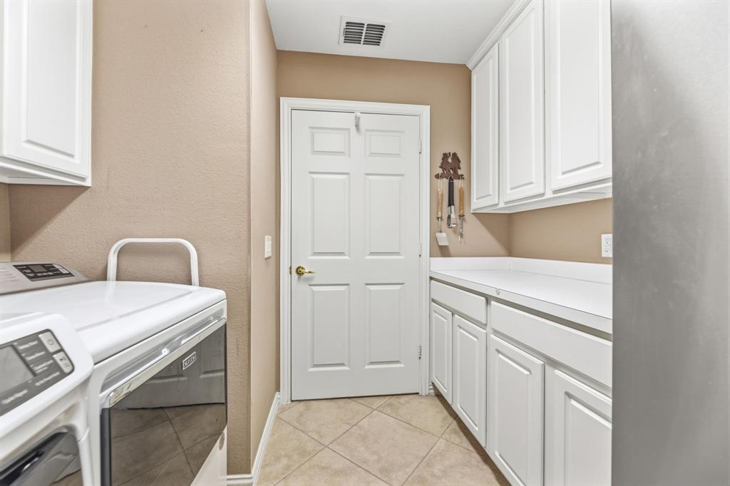 919 Quarry Oaks Drive, Fairview, TX 75069